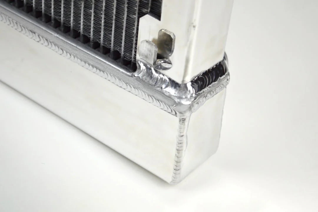 CSF #7061 Chevy Colorado 5.3L / GMC Canyon 5.3L / Hummer H3 All-Aluminum Radiator – view 5