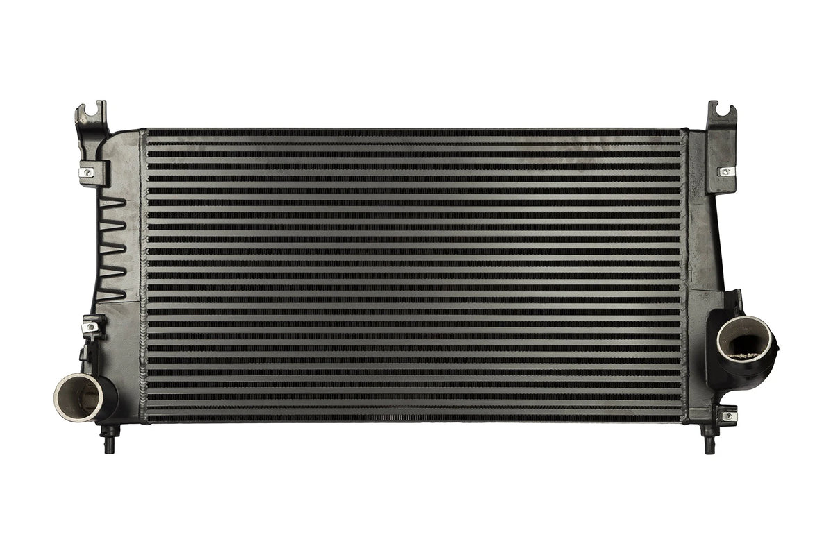 CSF #7102 06-10 Silverado H.D / Sierra H.D 6.6L Turbo Diesel Heavy Duty Intercooler – view 2