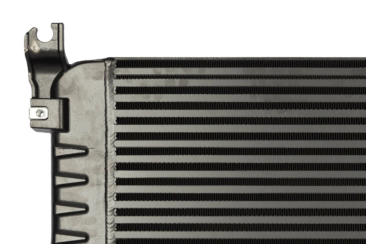 CSF #7102 06-10 Silverado H.D / Sierra H.D 6.6L Turbo Diesel Heavy Duty Intercooler – view 5