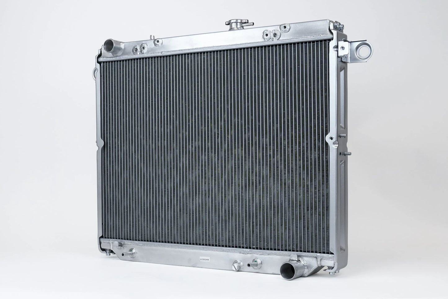CSF #7207 98-07 Lexus LX470 / Toyota Land Cruiser Heavy-Duty All-Aluminum Radiator – view 2