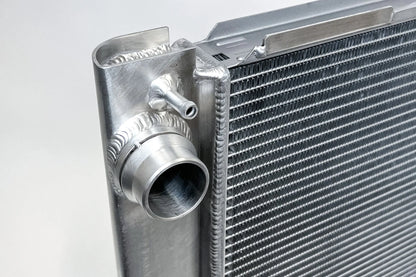 CSF #7218 BMW E60 M5 / E6X M6 High-Performance All-Aluminum Radiator – view 5