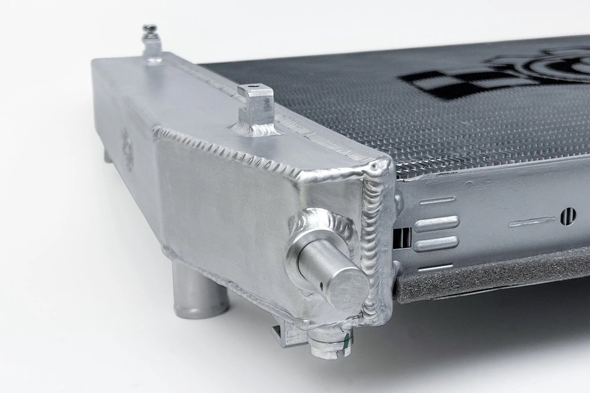 CSF #7223 05-13 Chevrolet C6 Corvette Base/Grand Sport/427/Z06 All-Aluminum Radiator – view 8