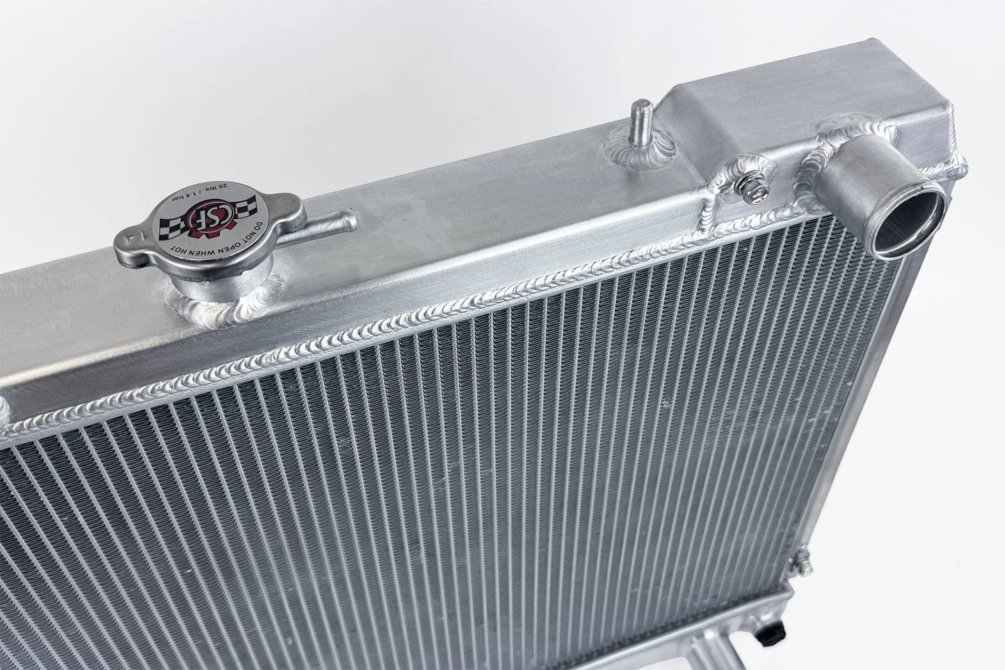 CSF #7229 CSF High-Performance All-Aluminum Radiator for Nissan R32 Skyline GT-R – view 2