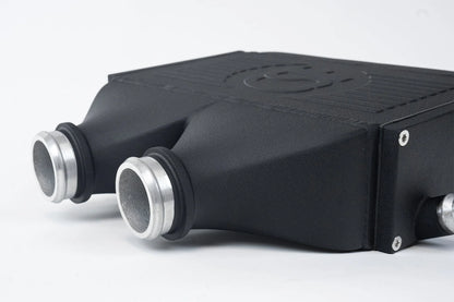 CSF #8082 F8X M3 / M4 / M2 Comp Top Mount Charge-Air-Cooler - Crinkle Black Finish – view 4