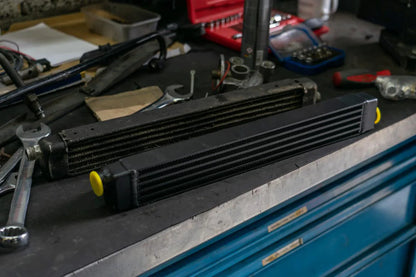 CSF #8092 BMW E30 Oil Cooler w/ fittings for OEM style and AN-10 male connections – comparison