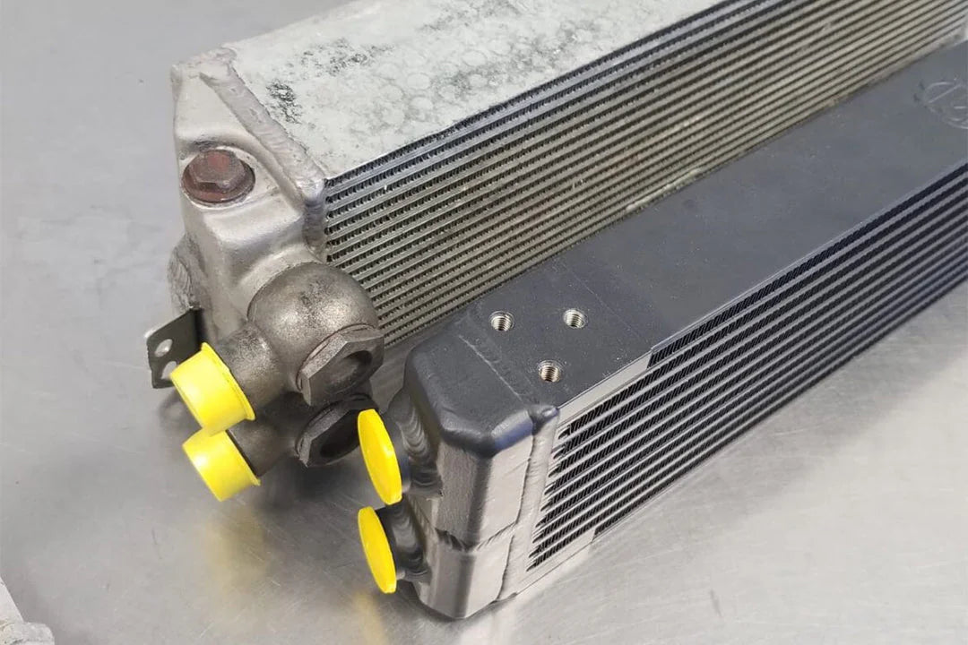 CSF #8110 Universal Dual-Pass Oil Cooler / RS Porsche / M22 x 1.5 / 24L x 5.75H x 2.16W – comparison