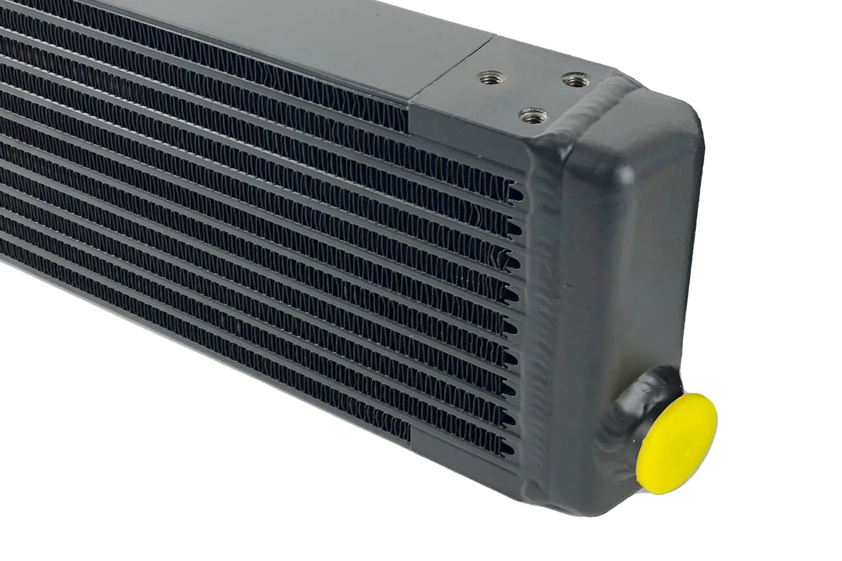 CSF #8111 Universal Single-Pass Oil Cooler / RSR Porsche / M22 x 1.5 / 24L x 5.75H x 2.16W – view 4