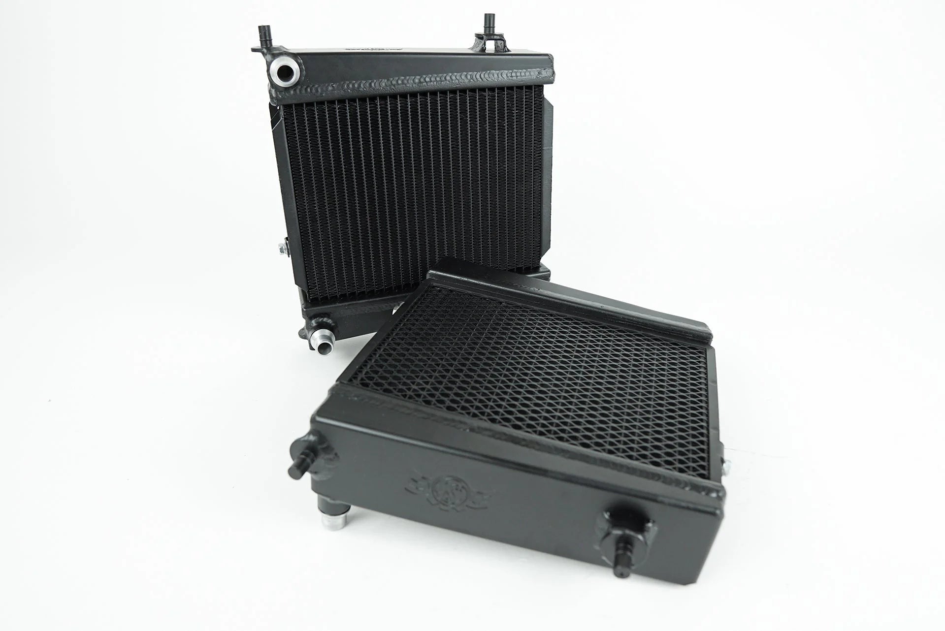 CSF #8179 A90 Supra / BMW G-Series High-Performance Auxiliary Radiator – view 2