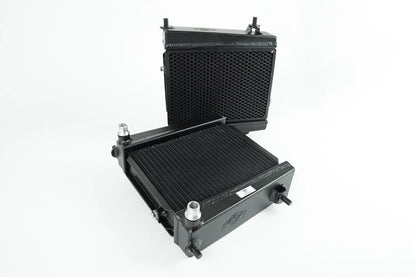 CSF #8179 A90 Supra / BMW G-Series High-Performance Auxiliary Radiator – view 3