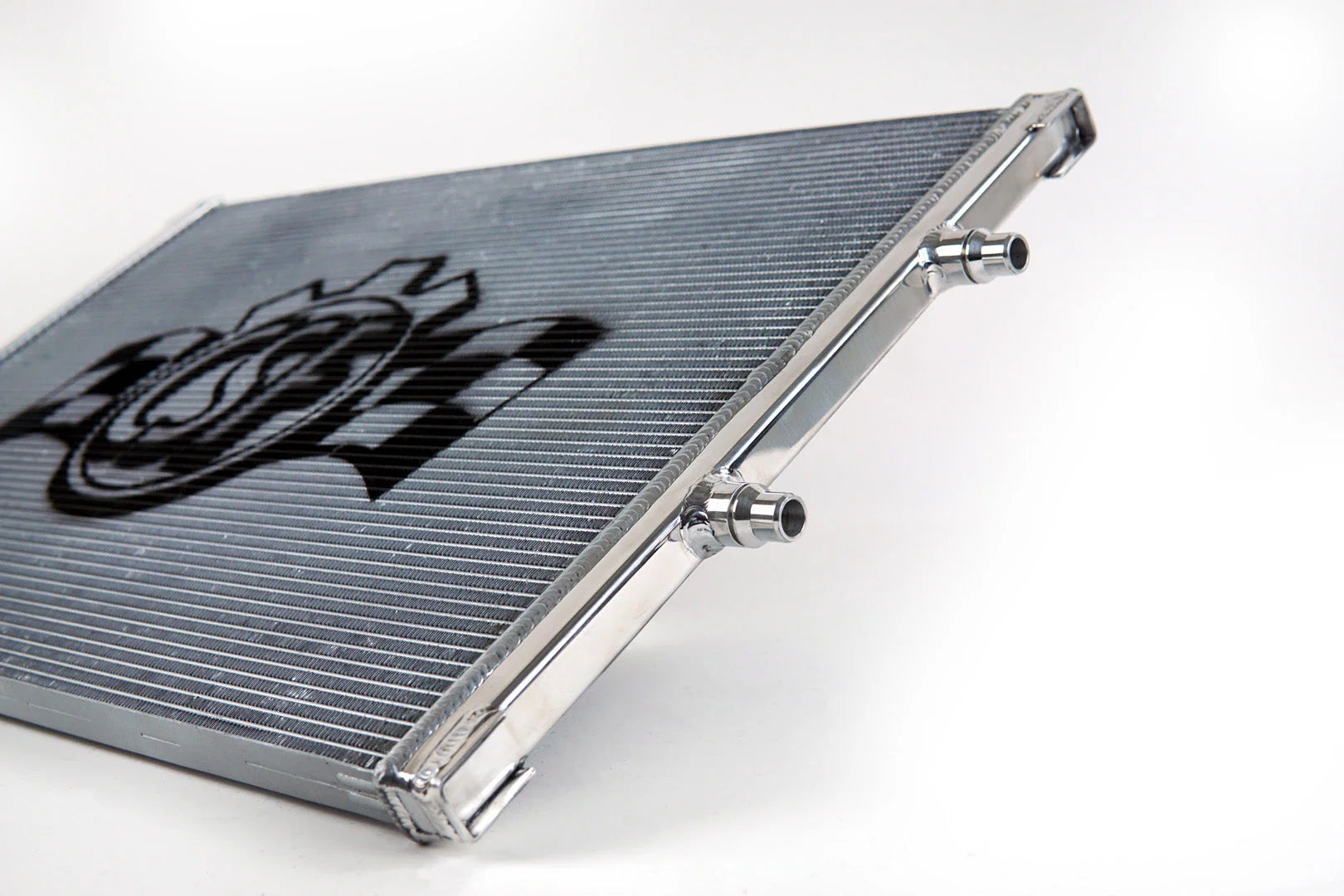 CSF #8197 Mercedes W212 E63 AMG / W218 CLS63 AMG High-Performance Heat Exchanger – view 3