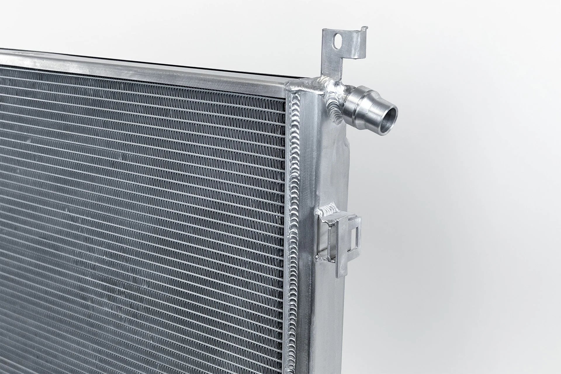 CSF #8331 2020+ MW X3M / X4M Heat Exchanger & Transmission Cooler Module – view 7