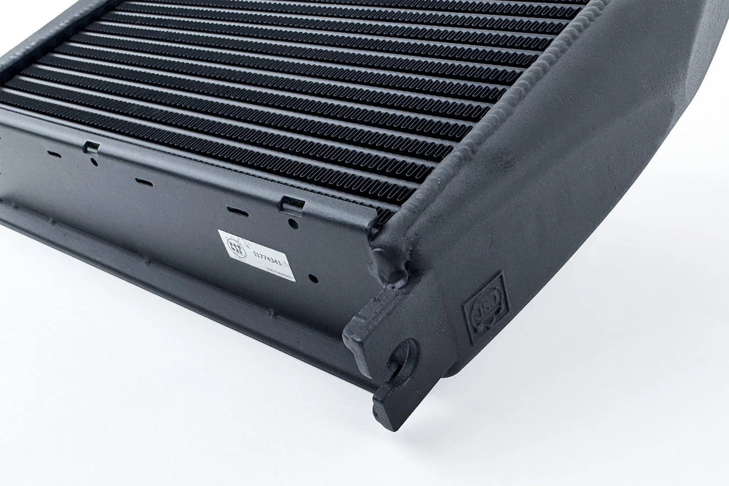 CSF #8334 CSF Porsche 964 / 993 OEM+ Performance Fender Oil Cooler – view 6