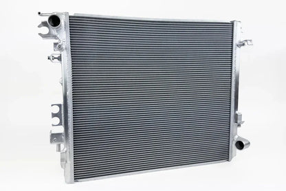 CSF #7340 CSF Jeep Wrangler (JL) & Gladiator (JT) Heavy-Duty All-Aluminum Radiator – view 2
