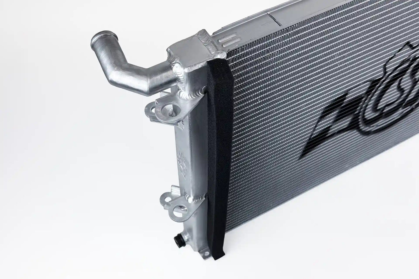 CSF 05-06 Ford GT High-Performance All-Aluminum Heat Exchanger