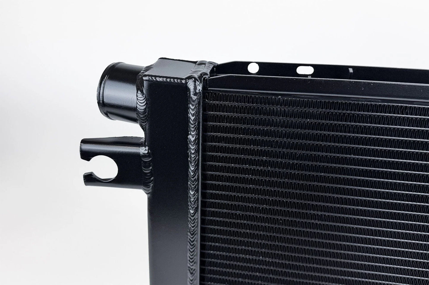 Radiator mounting detail
