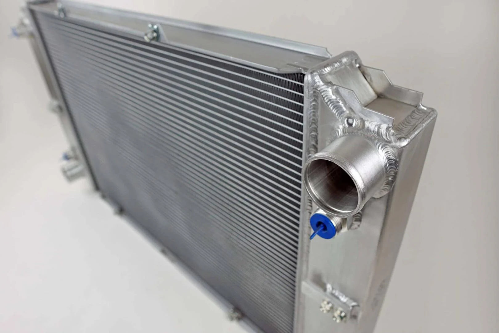 CSF # 78 - 95 Porsche 928 Models CSF High-Performance Radiator – view 5